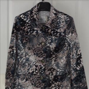 Women’s woven jacket. (Brand New / Sample)